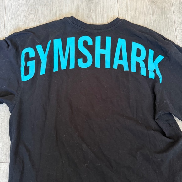 Gymshark Black Oversized Tee with Vibrant Blue Lettering - Picture 2 of 4
